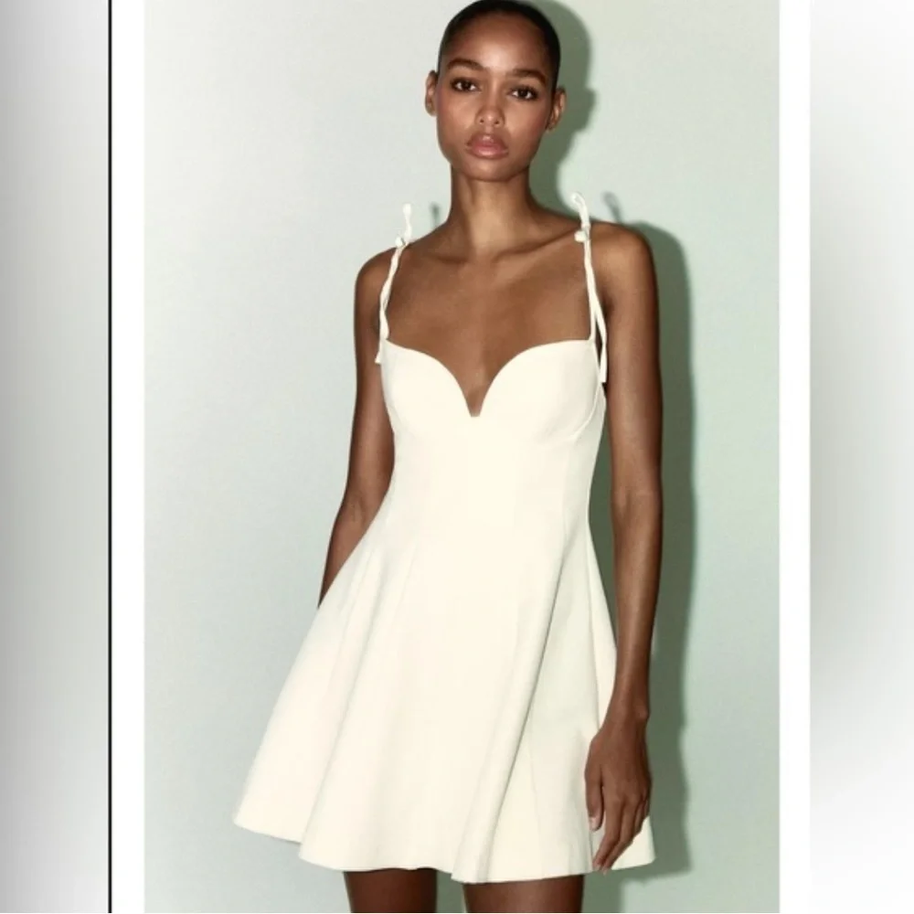 VIRAL NEW ZARA MINI BOW SUMMER /VACATION DRESS M
🚨NO DISCOUNT - Picture 10 of 15